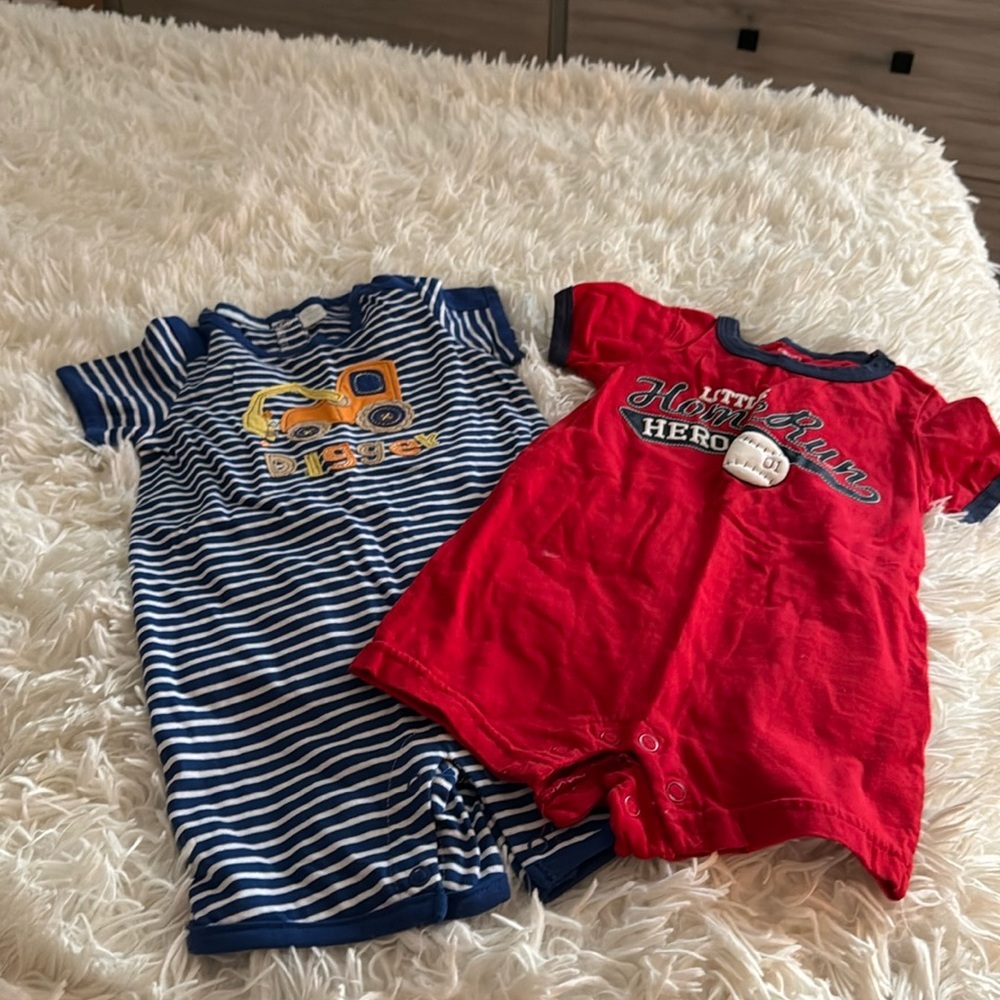 Boys onesies bundle!!